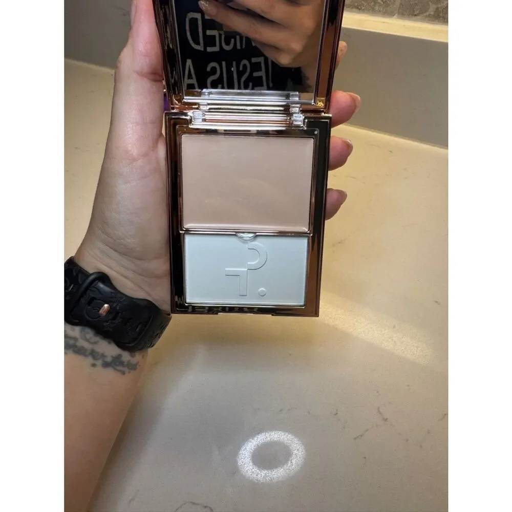 Patrick Ta Crème Foundation and Finishing Duo - Light Medium 1